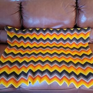 Vintage Handmade Crochet Throw‎ Blanket Afghan Chevron Pattern Warm Retro Tones